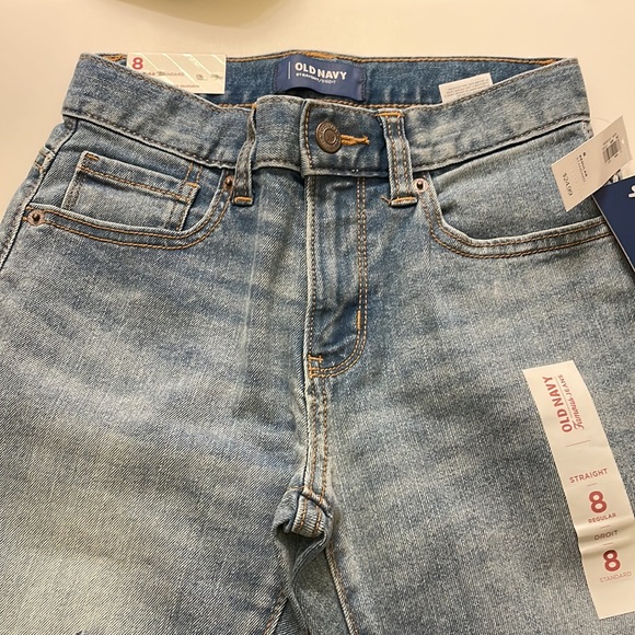 NWT Old Navy Straight Fit Jeans Size 8 - Picture 2 of 6